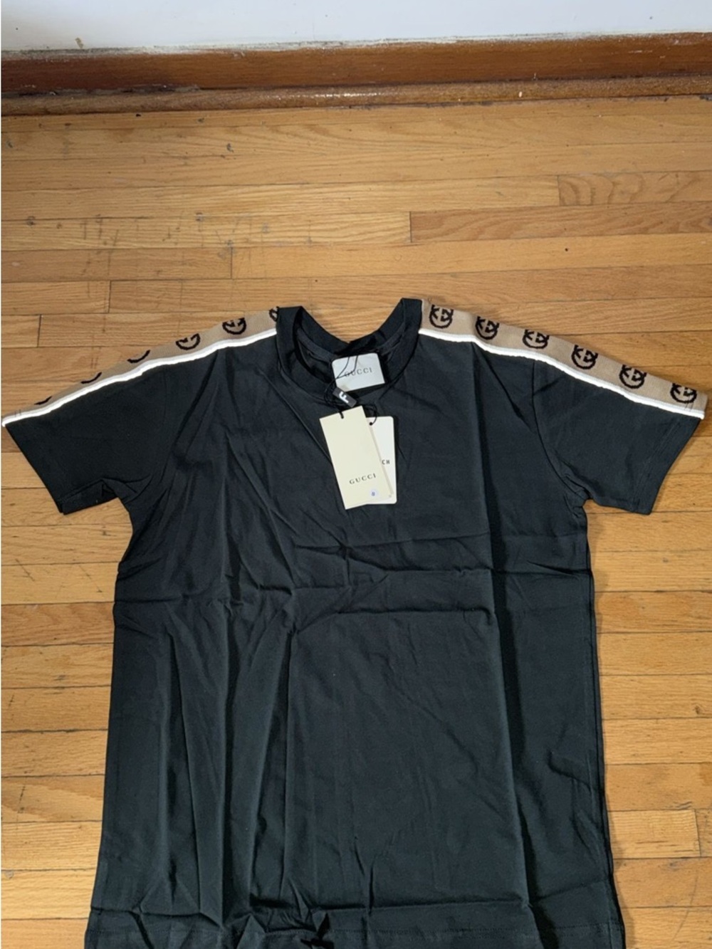 Gucci Black Short-Sleeve Tee with Logo Shoulder Tape